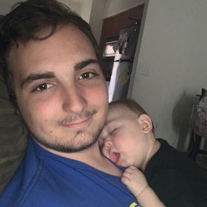 Meet your Posher, Aaron